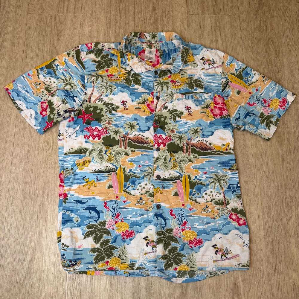 Vintage Disney Store Mickey and Friends Tropical Hawaiian  Size M